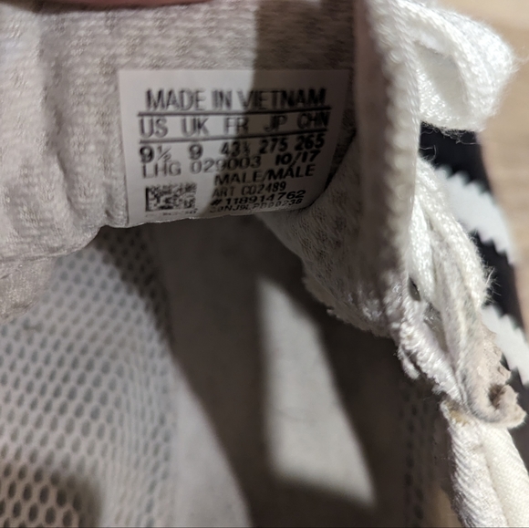 Adidas Iniki (I-5923) - Picture 3 of 4